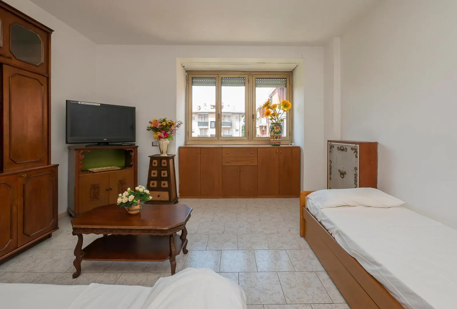 Ampio E Luminoso Appartamento, Posto Auto Gratuito - Quarenghi Milan Appartement